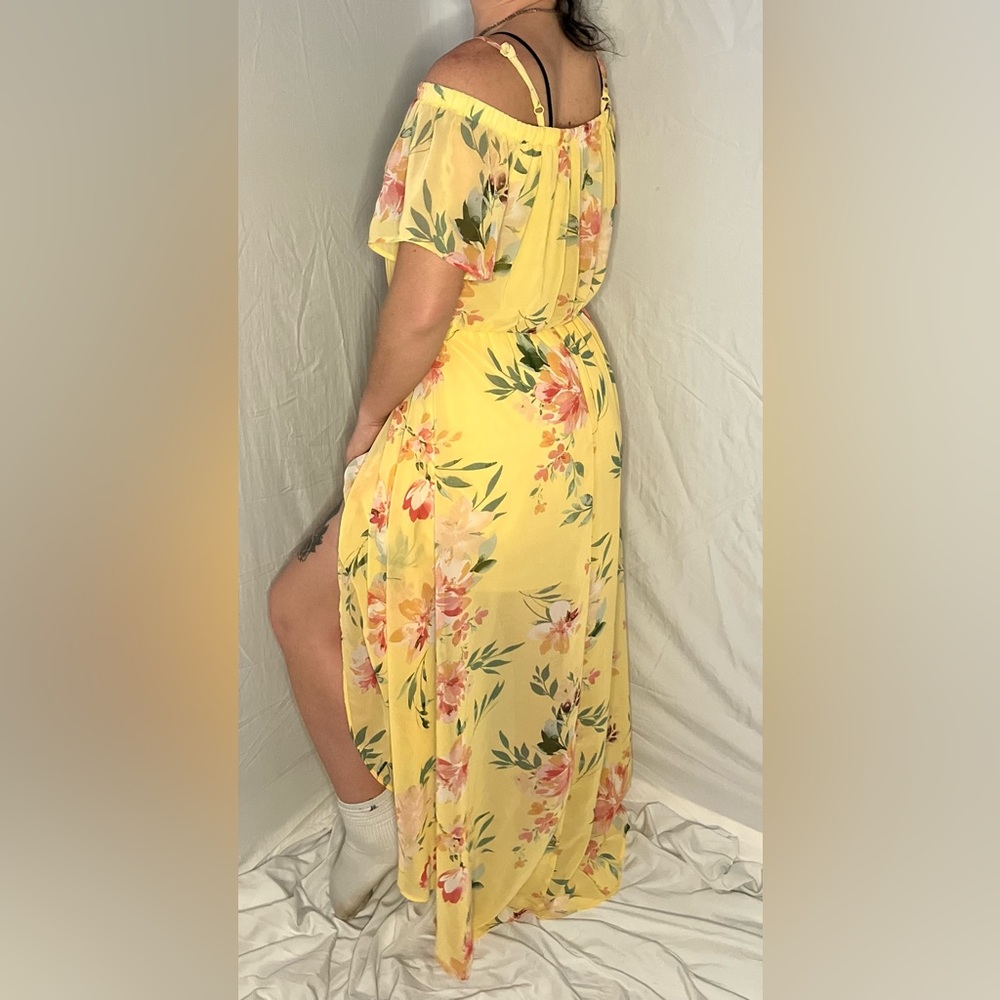 Women’s Yellow Floral Dress Size XL